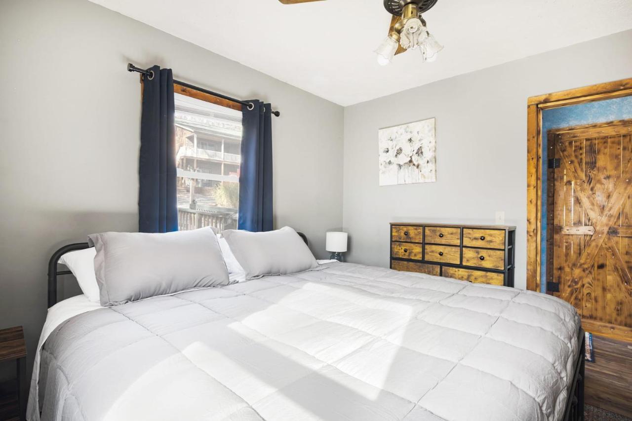 Quiet Loft Chalet Near Bryce W Hot Tub & Fire Pit Basye Εξωτερικό φωτογραφία